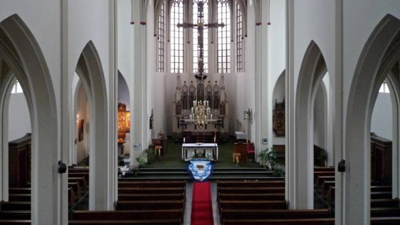 Interieur van de RK-kerk in Elshout (Foto Jan Korpershoek)