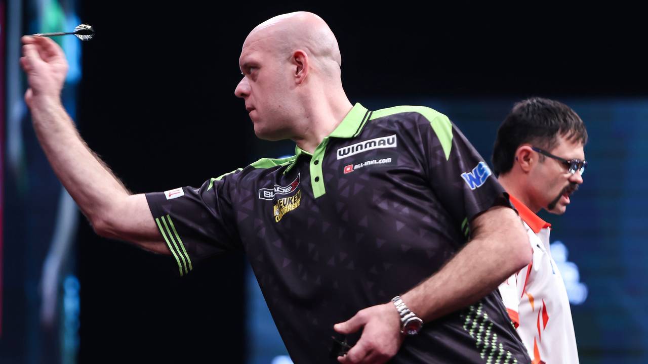 Michael van Gerwen moest zijn meerdere erkennen in Damon Heta (foto: PDC).