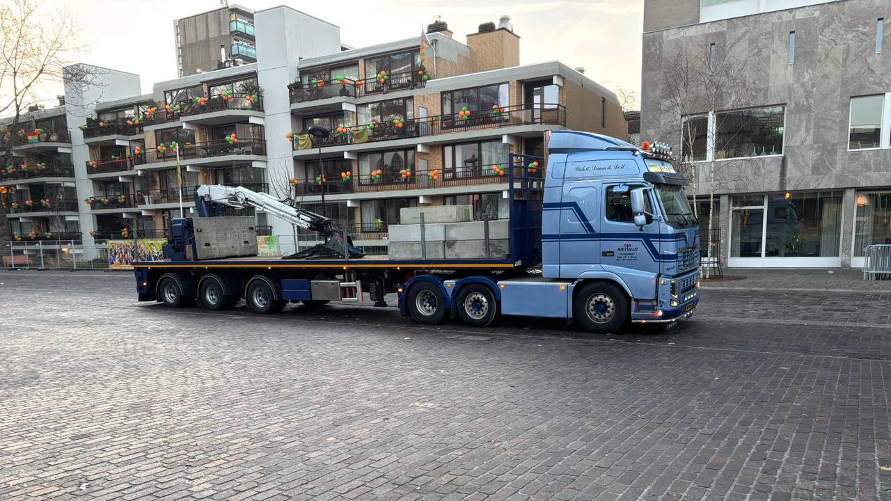 Tilburg wordt wakker (foto: Thijs den Ouden).