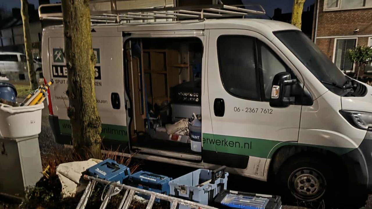 De werkbus van zzp-timmerman Patrick Hellemons na de inbraak (Foto: Patrick Hellemons)