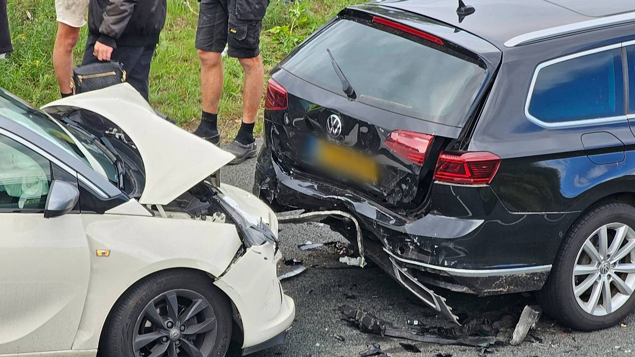 Kettingbotsing A50 (foto: Addy Smits / Persbureau Heitink).