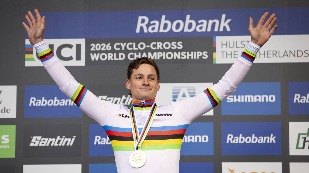 Wereldkampioen Mathieu van der Poel (foto: ANP, Iris van den Broek).