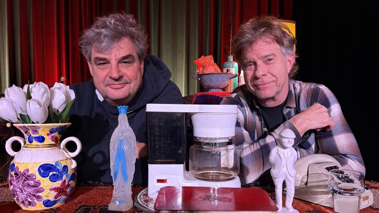 Frank Lammers en JW Roy toeren door de Acht Zaligheden (foto: Karin Kamp).