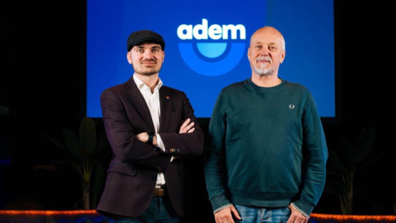 Wethouder Maarten van Asten en directeur van Poppodium 013 Frens Frijns (foto: Willem van Breugel)