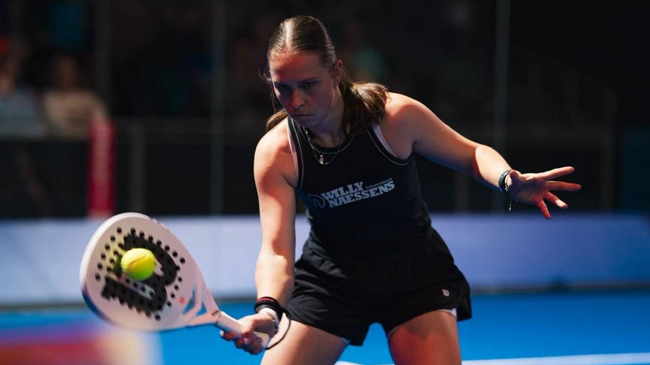 Padelprof Tess de Vocht wil naar de top 75 van de wereld (foto: Tijn Zwirs).