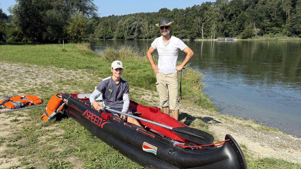 Ivo en Nils in hun boot (foto: Ivo Leijten). 
