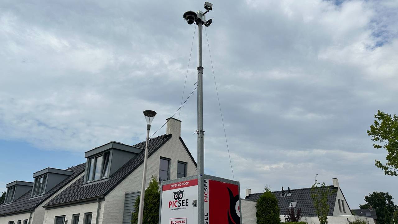 Extra toezicht rondom Orgelhof Etten-leur (foto: Floortje Steigenga).