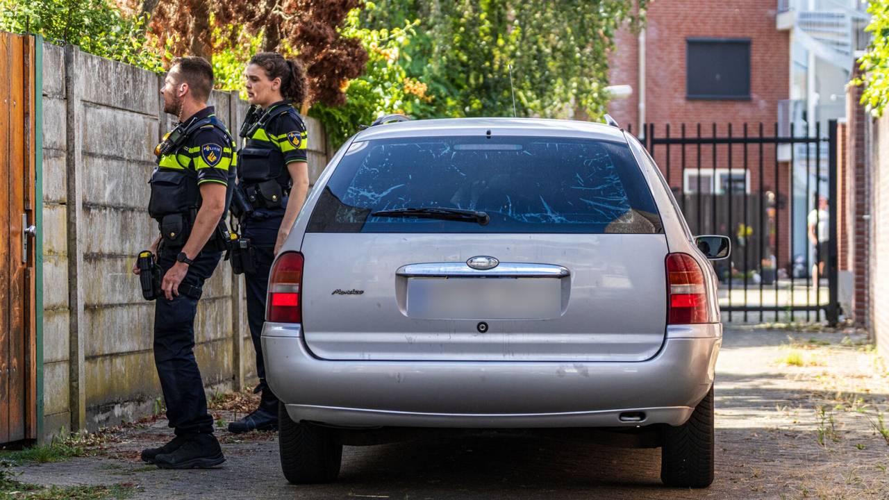 De achtervolging van de Duitse auto eindigde in Tilburg (foto: Tilburg112).