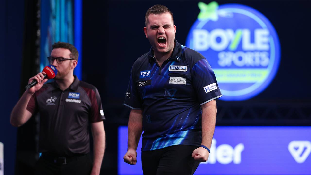 Niels Zonneveld in extase (foto: Kieran Cleeves/PDC.).