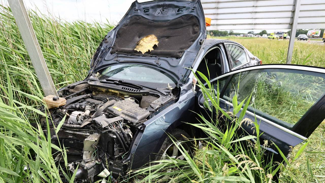 Ongeluk op de A73 (Foto: SK-Media / Persbureau Heitink).