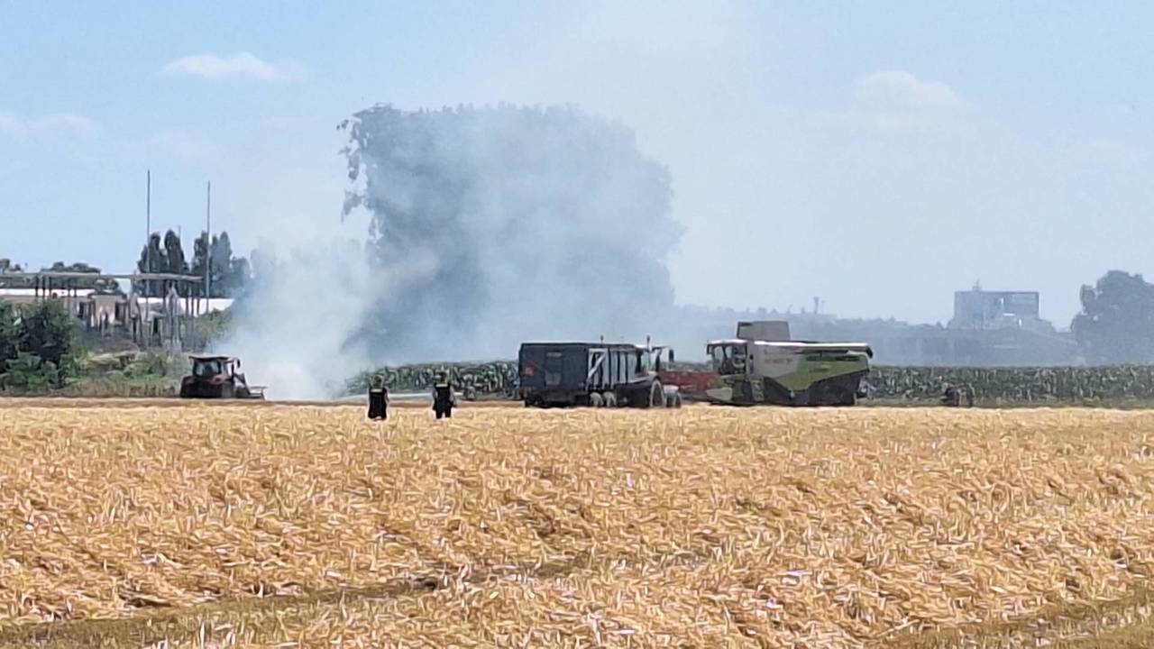 Stuk weiland vat vlam in Etten-Leur