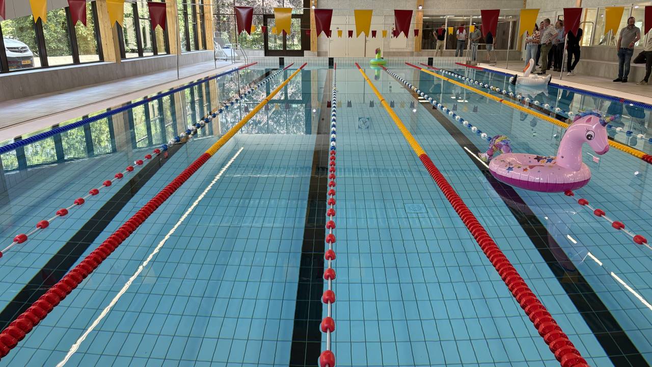 Eersel heeft er een fonkelnieuw 25-meterbad bij (foto: Karin Kamp).