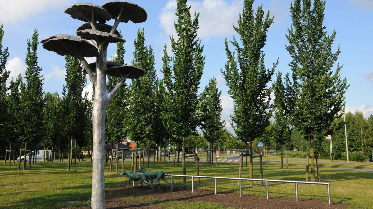 Beeld de Jacht, in Etten-Leur (foto: Hans van Berkel). 