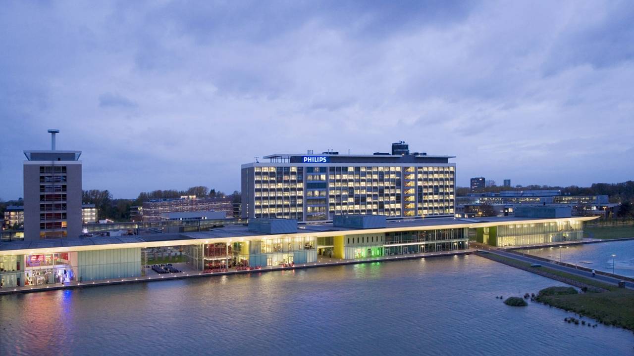 De High Tech Campus in Eindhoven waar veel innovatieve bedrijven zijn gevestigd.