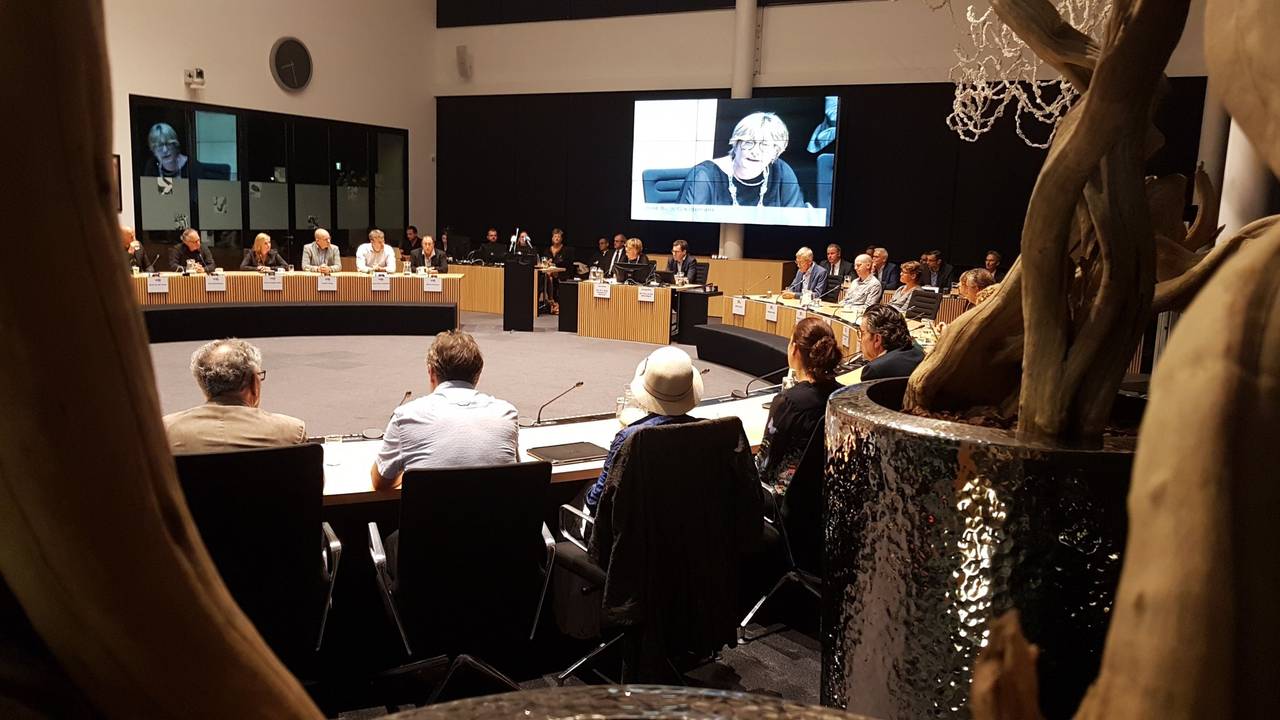 De gemeenteraad sprak over de gebeurtenissen.