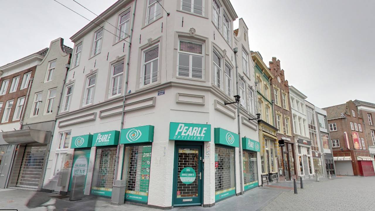  Zo zag het gebouw er voor de instorting uit (foto: Google Maps).