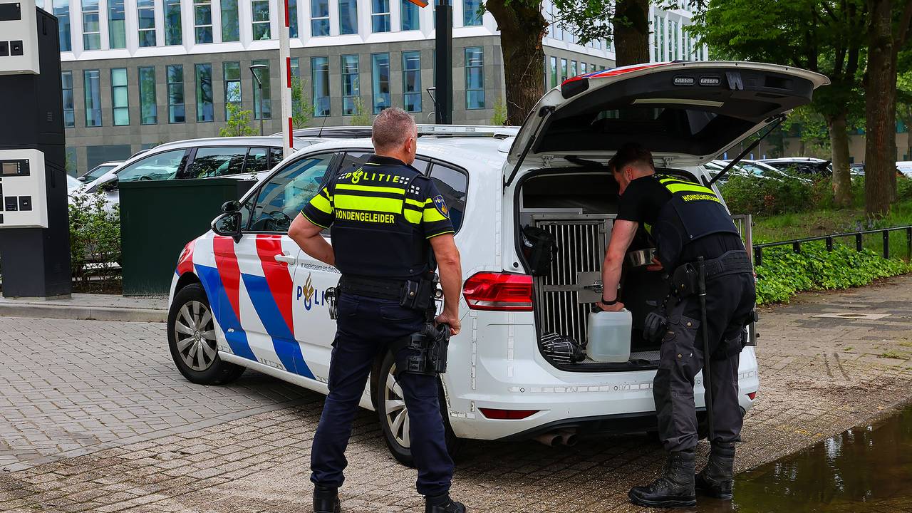 De politie begon direct een onderzoek nadat bij Fontys alarm was geslagen (foto: SQ Vision).