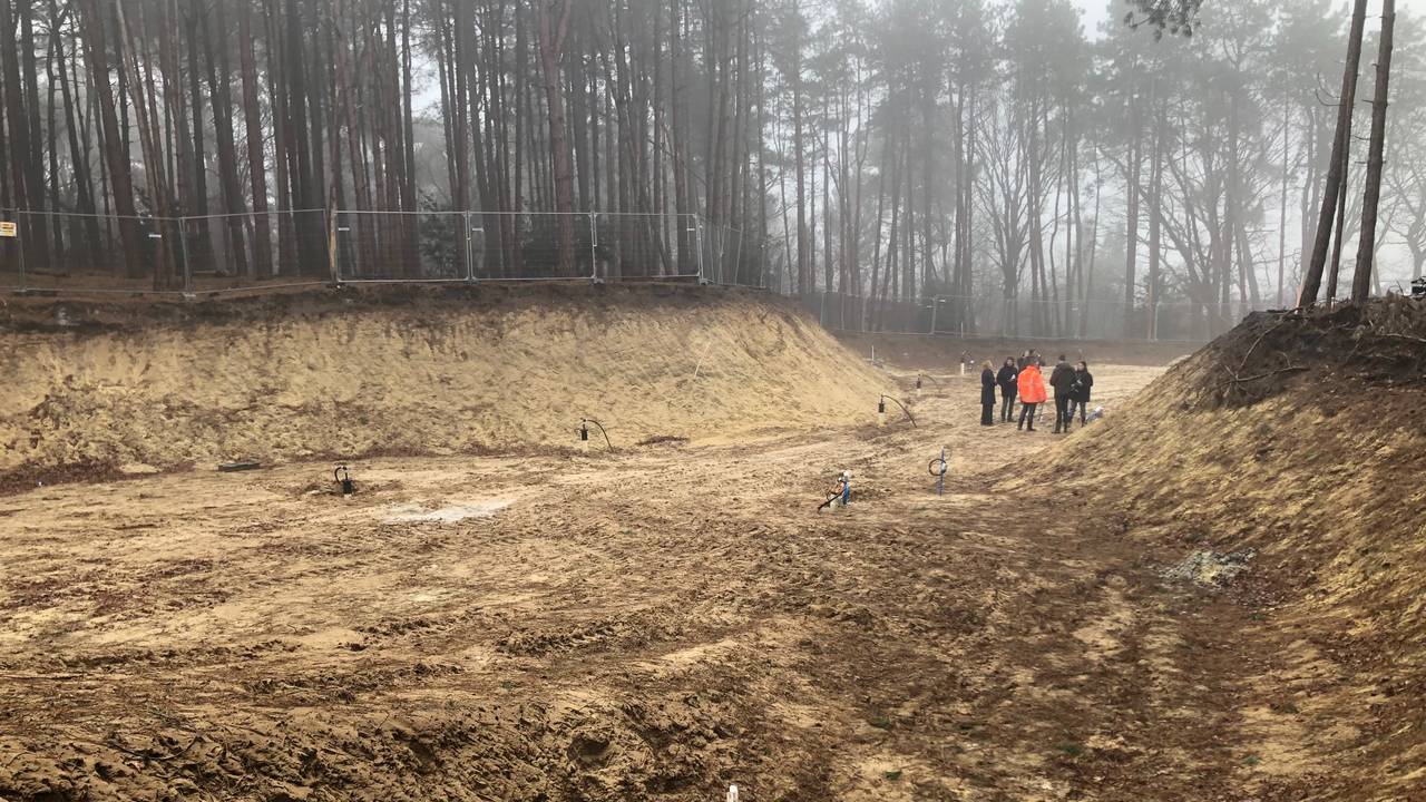 De drugsput in Halsteren op 15 januari 2025 (foto: Willem-Jan Joachems)