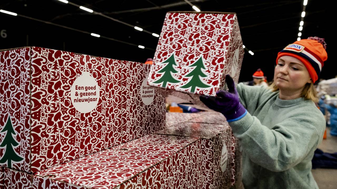 Steeds meer werkgevers kiezen voor luxeproducten in het kerstpakket (foto: ANP).