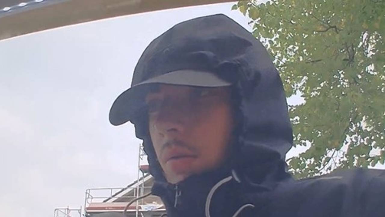 De man die een vrouw uit Roosendaal zou hebben opgelicht.