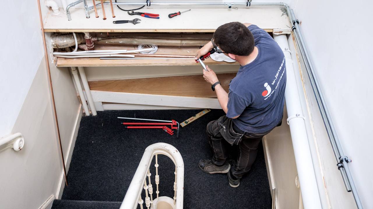 Huismeesters krijgen heel wat over zich heen tegenwoordig (archieffoto: ANP / Ramon van Flymen).