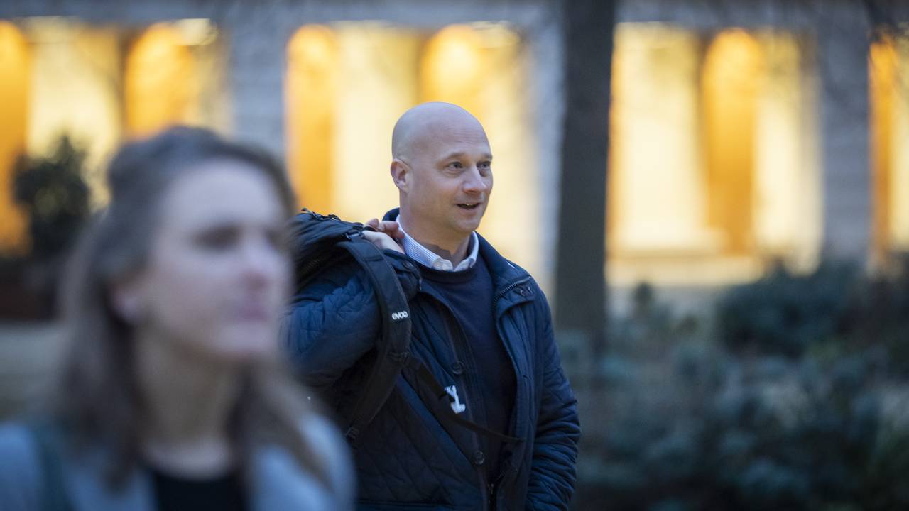 Edwin Renzen komt aan bij de rechtbank in Den Bosch (foto: ANP).