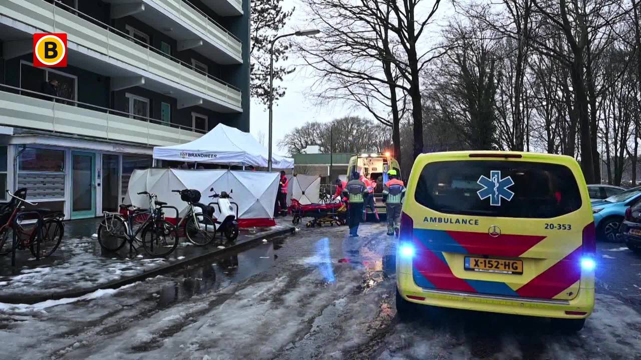 Dode man aangetroffen onder flat Tilburg