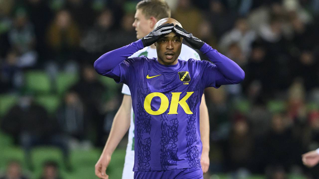Nieuwkomer André Ayew had als invaller nog de beste kans voor NAC (foto: Cor Lasker / ANP).