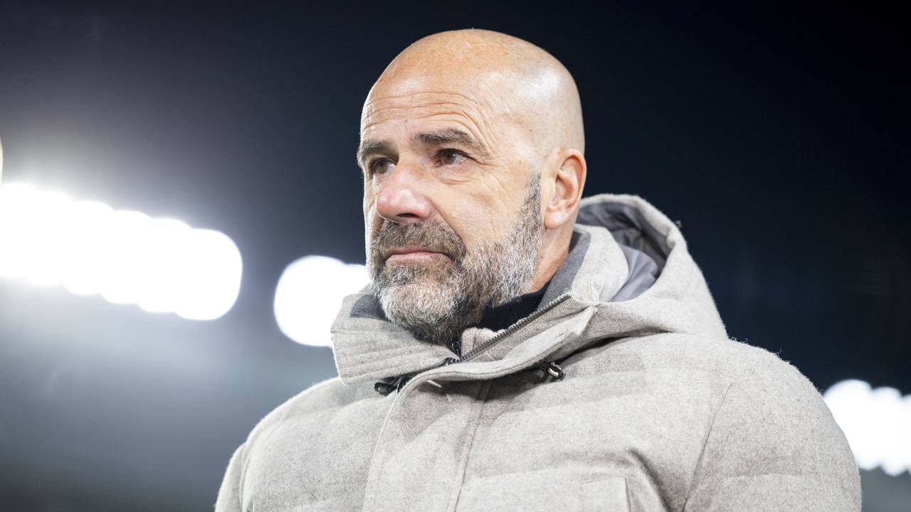 PSV verwacht snel duidelijkheid van Peter Bosz over zijn toekomst bij de club (foto: Sonny Lensen / ANP).