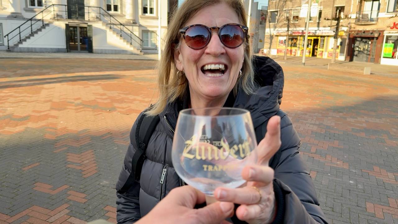 WEB_HOR_ZUNDERT_BIERGLAZEN_140126165159