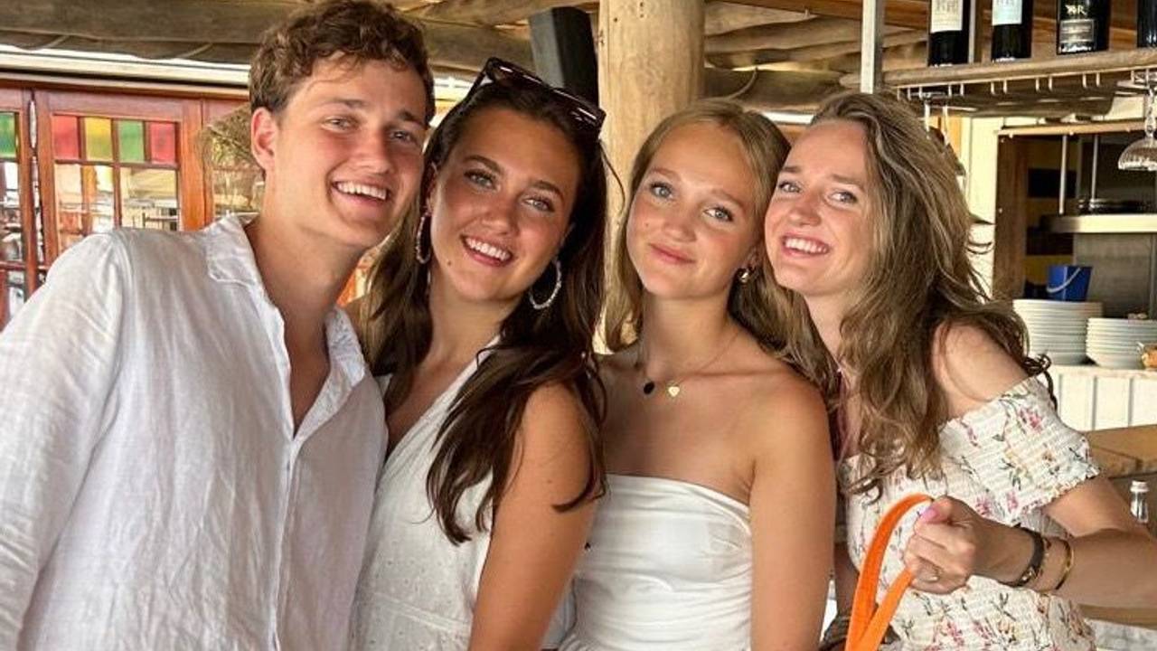 De familie Leeuw: Marnix (20), Maxime (24), Florine (16) en Joëlle (23).