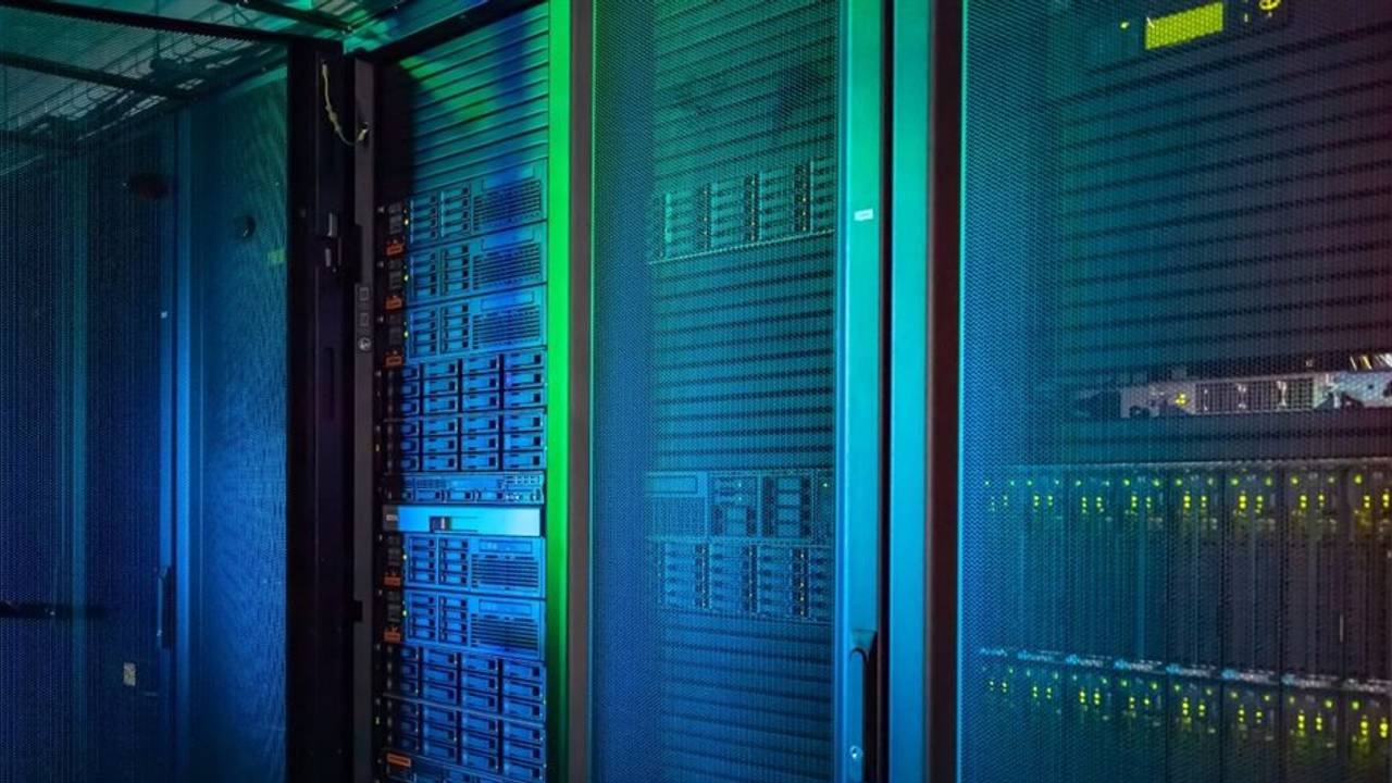Een server van een supercomputer (Foto: Provincie Noord Brabant.)