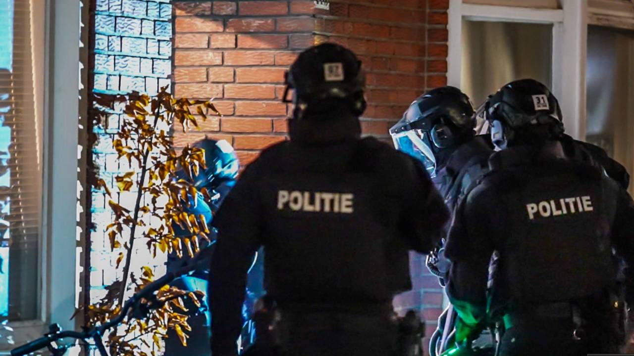 Grote politie-actie in Brabant, meerdere invallen in Eindhoven