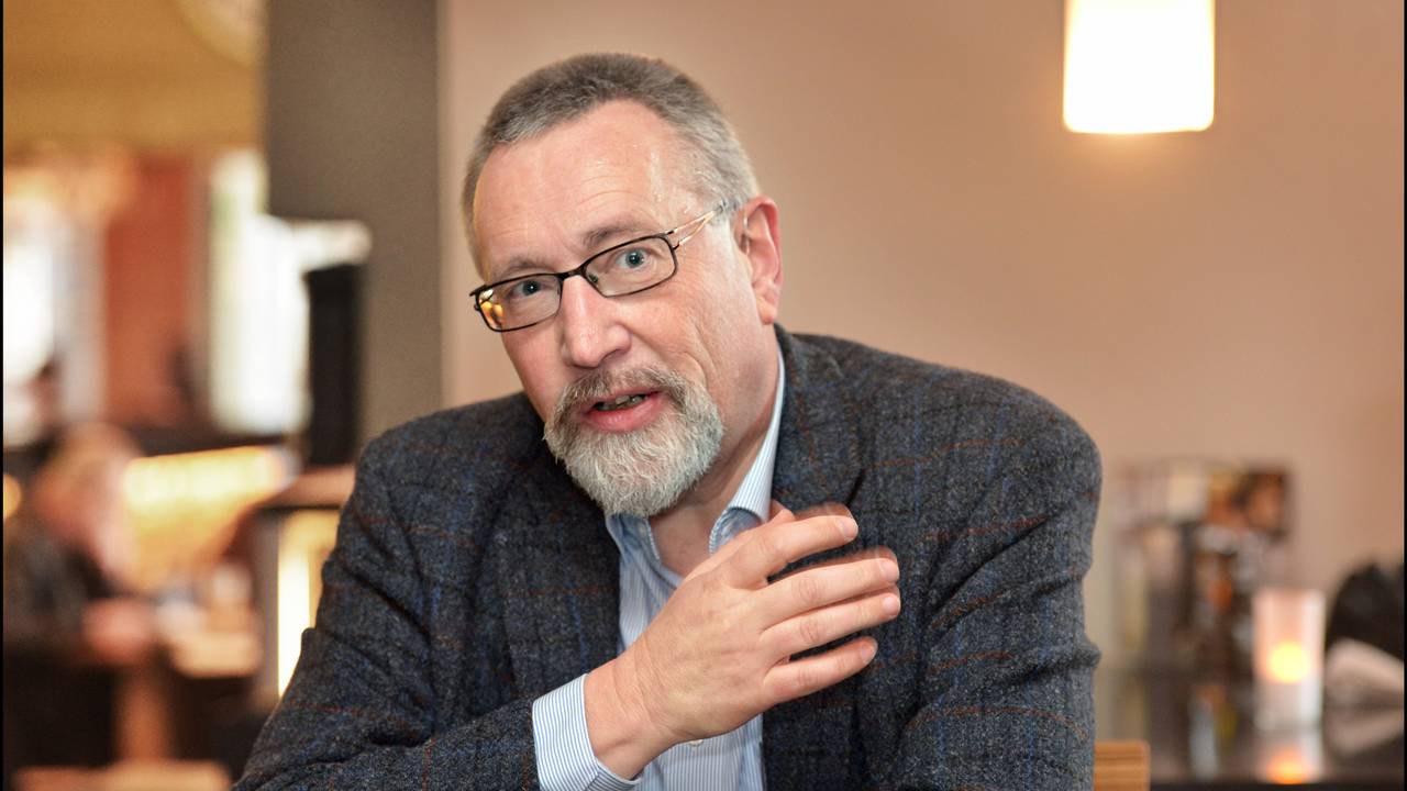 Peter Nissen, theoloog, cultuur- en kerkhistoricus en hoogleraar in 2013 (foto: Bert Beelen/Hollandse Hoogte).