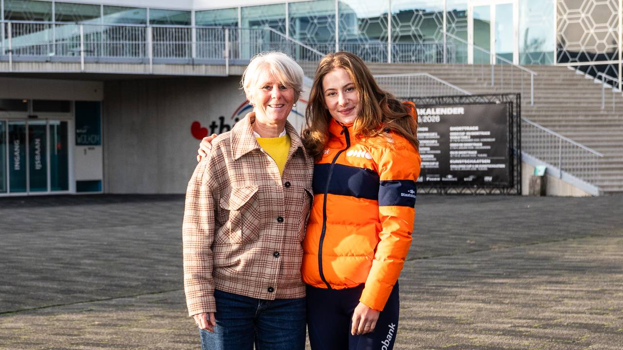 Priscilla Ernst en haar dochter Zoë Deltrap (foto: Andre Weening/Orange Pictures).