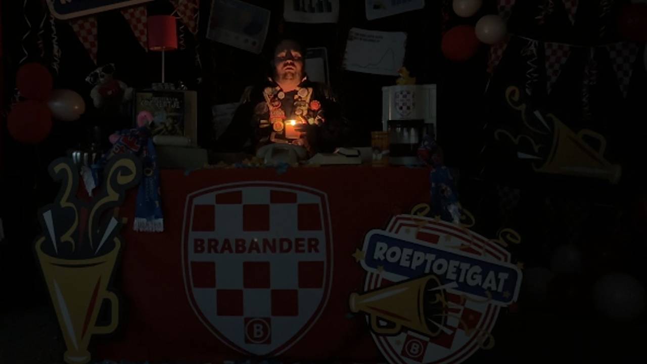 De negende aflevering van het Kies je Kraker Journaal in het donker...