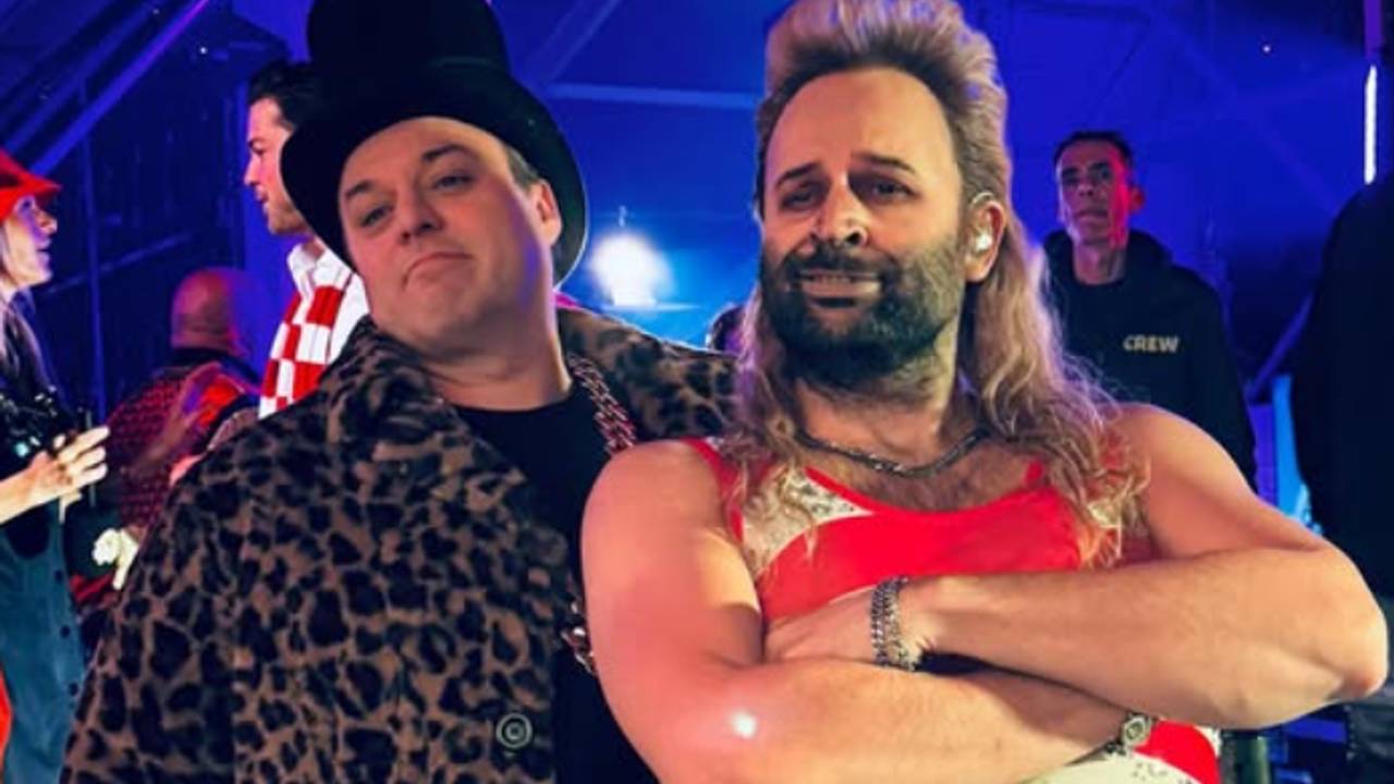 Frans Bauer en Vieze Jack bij 3 Uurkes Vurraf (foto: Frans Bauer/Facebook).