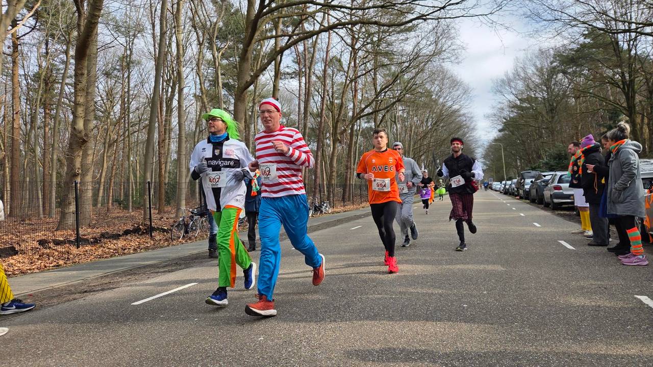 Kruikenloop Tilburg (foto: Omroep Brabant). 