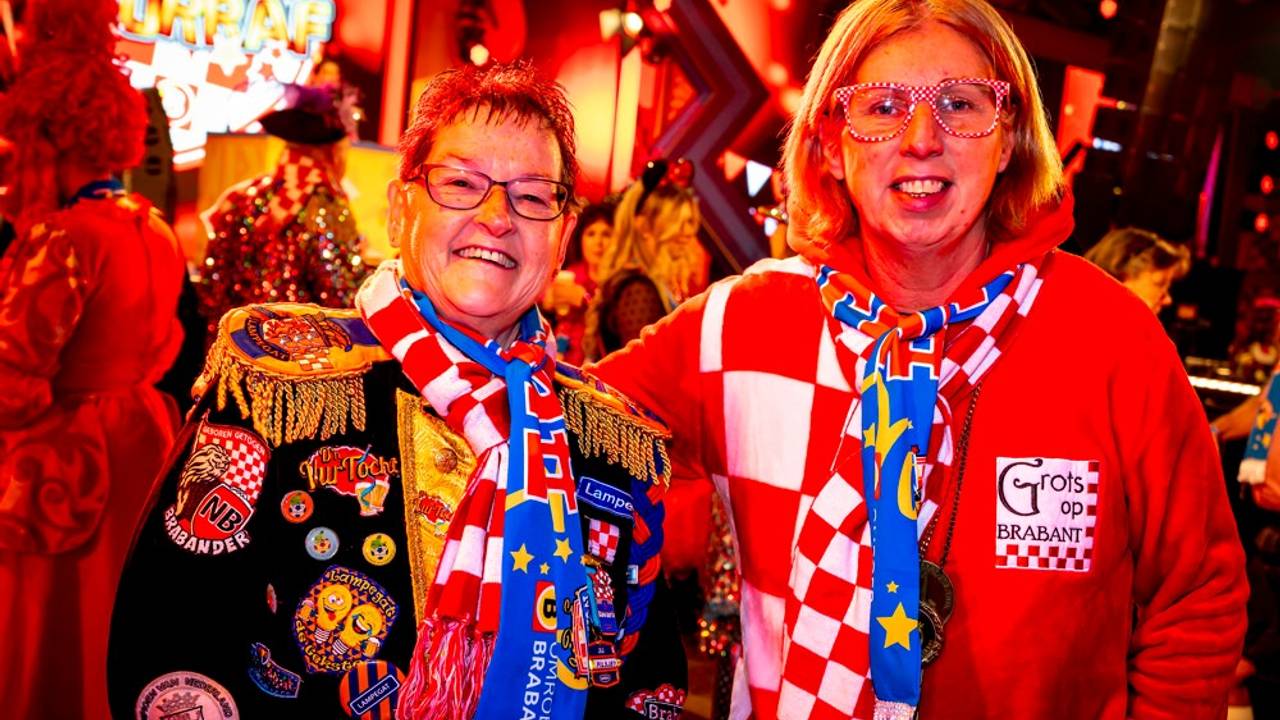 Voorpret bij 2 Uurkes Vurgloeie