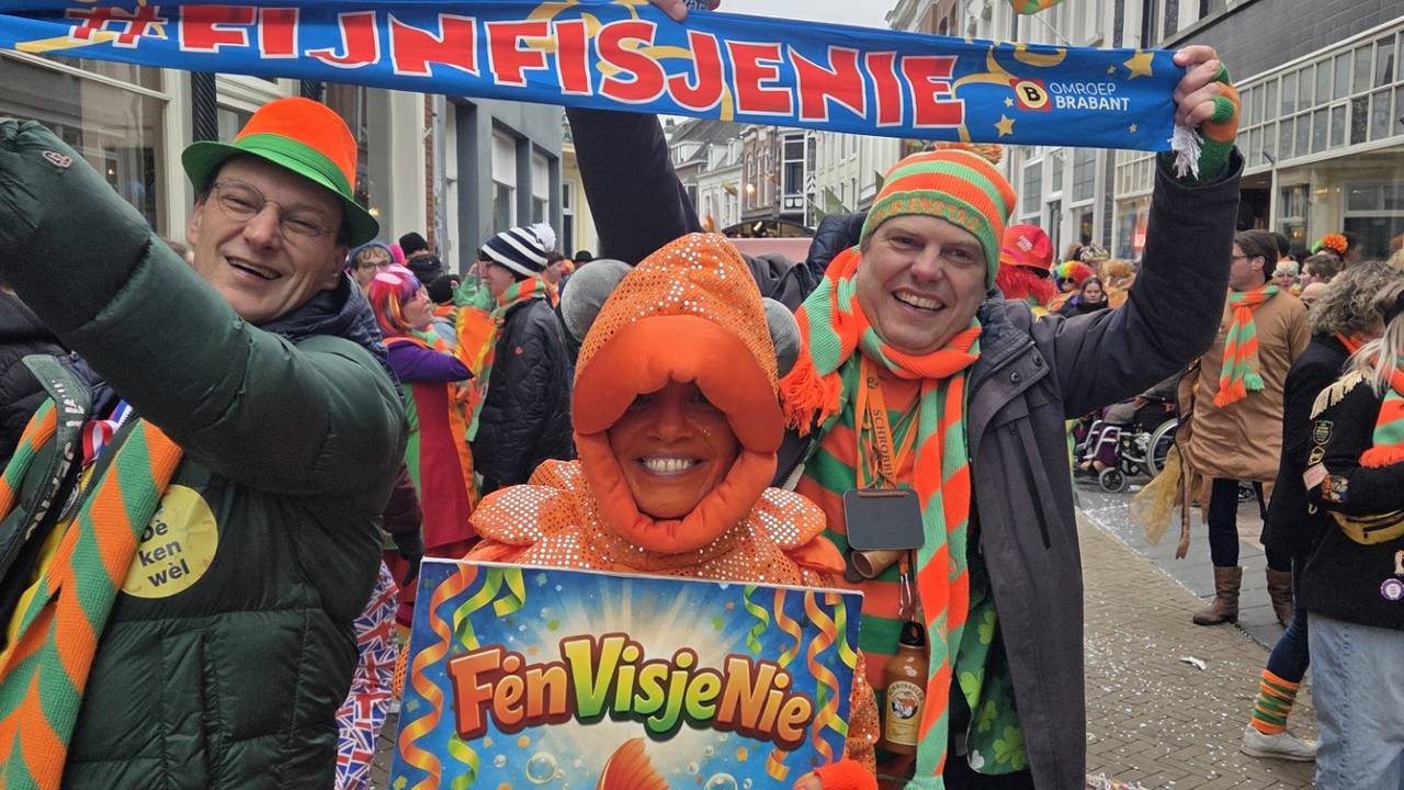 FenVisjeNie tijdens D'n Opstoet in Tilburg (foto: Marielle Bijlmakers).