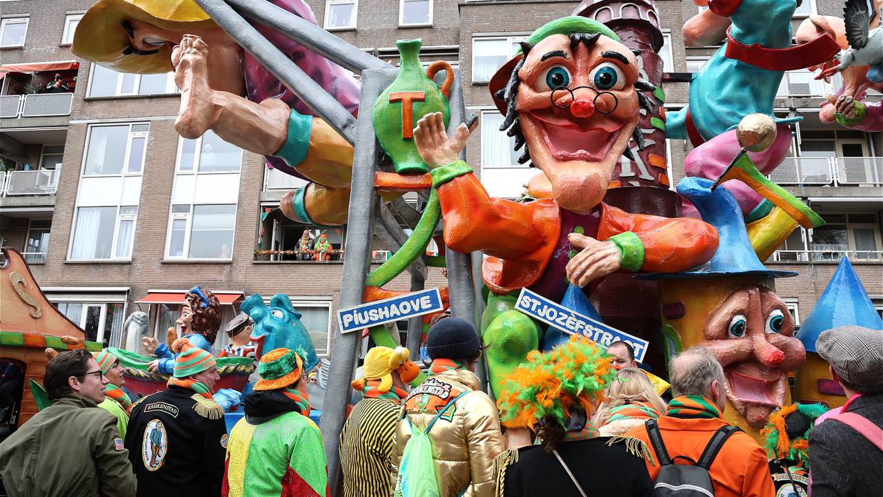 D'n Opstoet in Kruikenstad (foto: Karin Kamp).