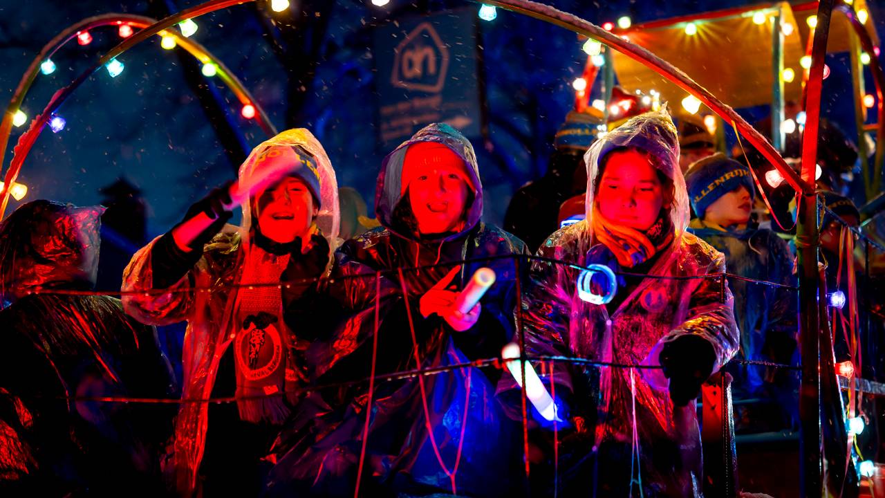 Verlichte Optocht Knollenrijk (Berghem)(foto: Eye4images).