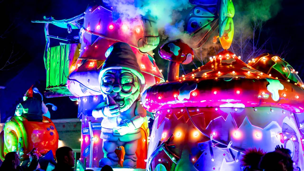 Lichtjesoptocht Standdaarbuiten (Zwammegat)(foto: Eye4images)