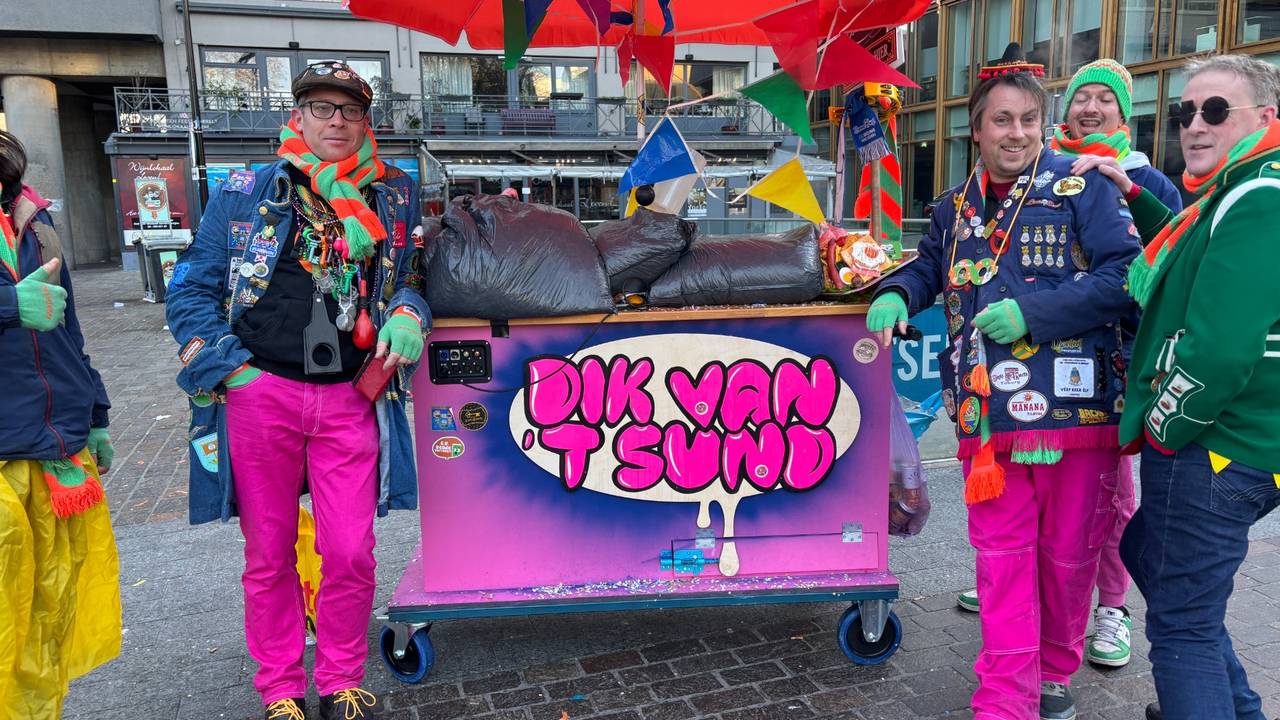 Tilburg wordt wakker (foto: Thijs den Ouden).