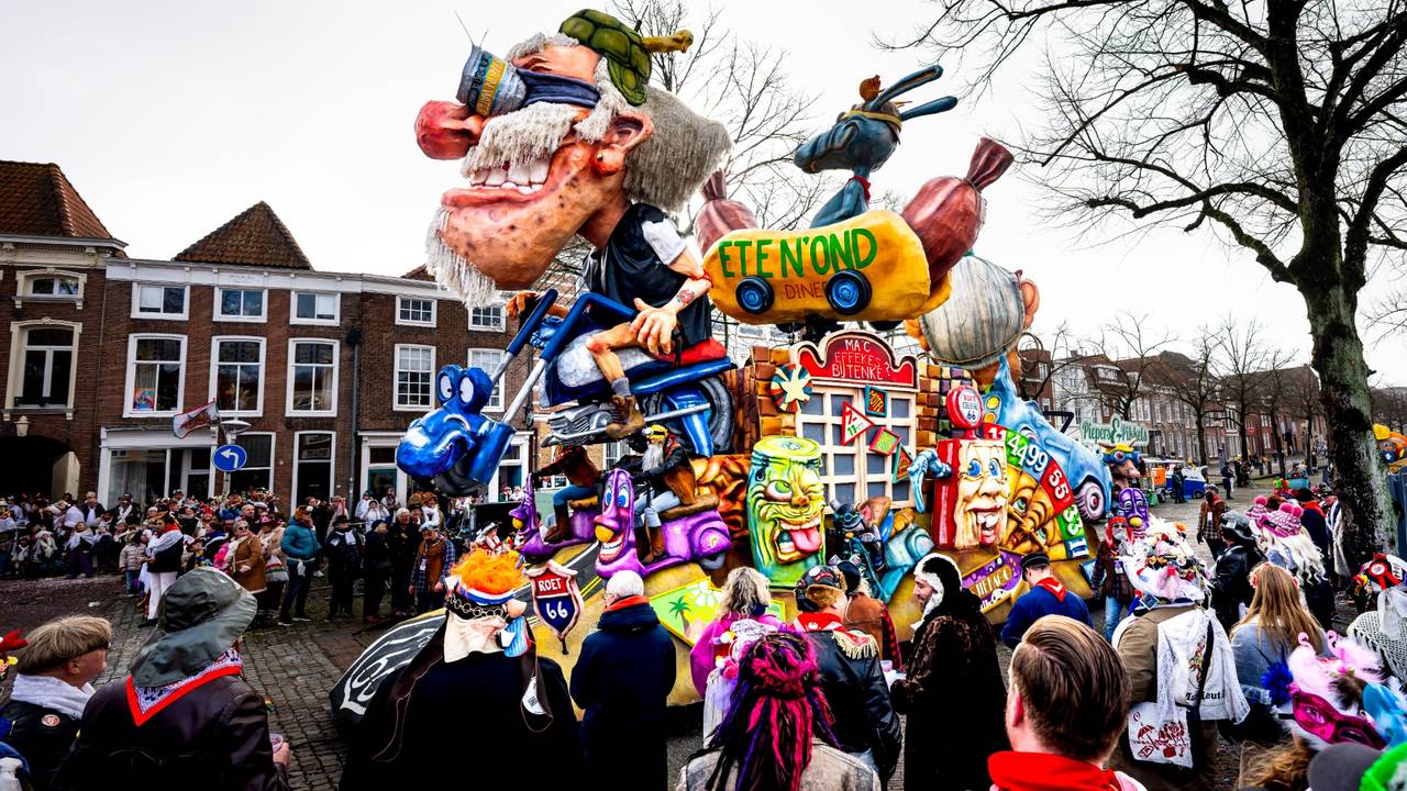 De Gròòte Optocht van 't Krabbegat (Bergen op Zoom)(foto: Eye4images).