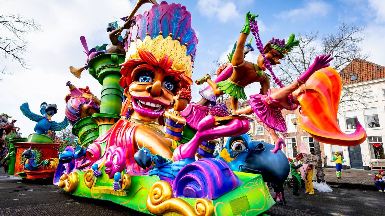 De Gròòte Optocht van 't Krabbegat (Bergen op Zoom)(foto: Eye4images).
