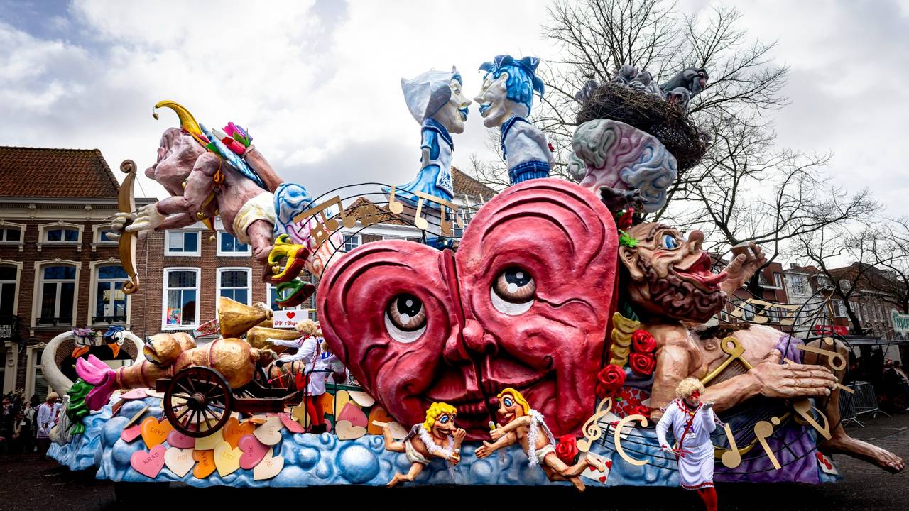 De Gròòte Optocht van 't Krabbegat (Bergen op Zoom)(foto: Eye4images).