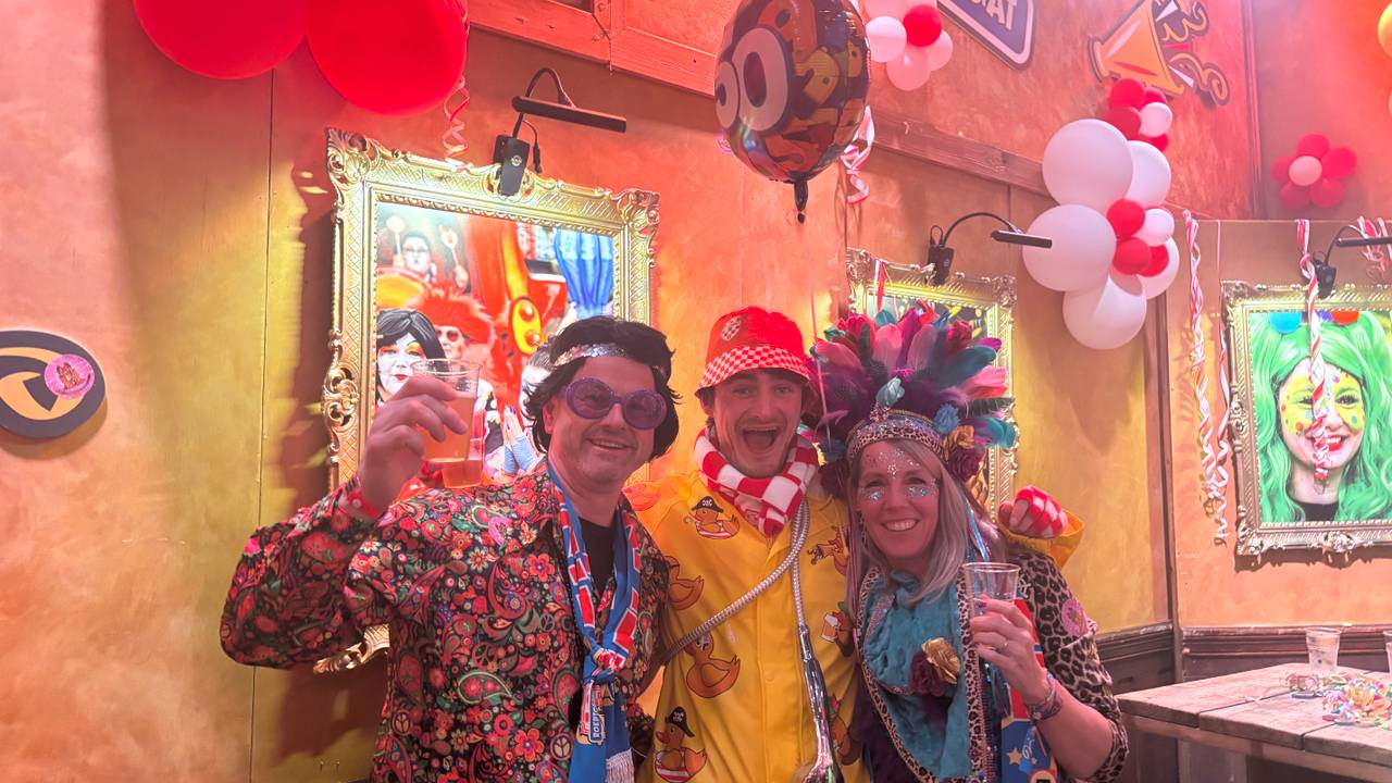 Thijs met Lieneke en Ralf in het Fijnfisjenie Café.