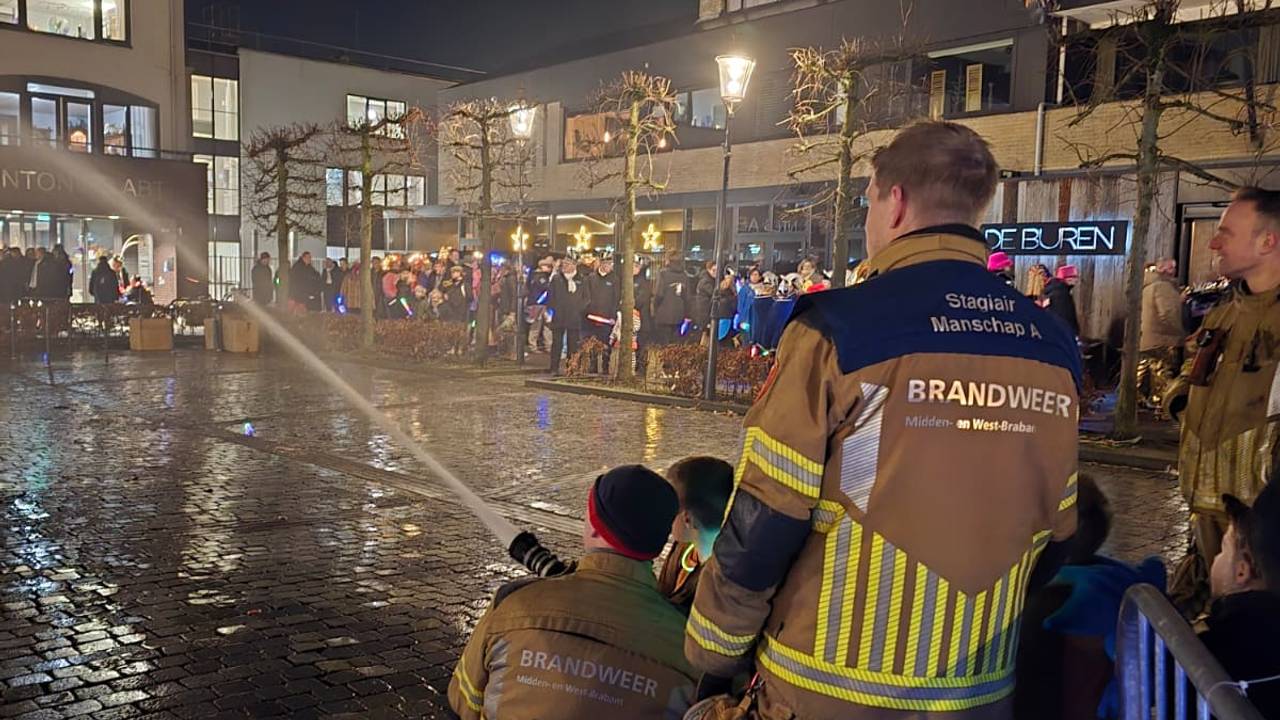 Na dagen carnavallen zijn ze in 't Schraansersrijk uitgeblust (foto: Jesper Mertens).