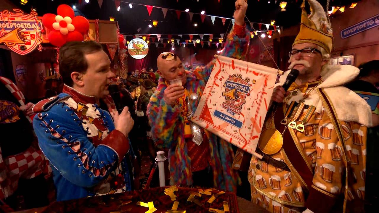 Ereburger Ad in het Fijnfisjenie Café dinsdag.